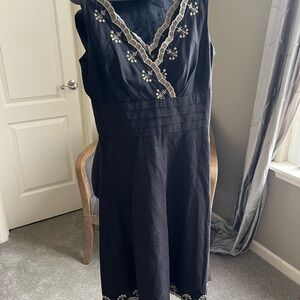 Ann Taylor Black V-Neck Sleeveless Midi Dress